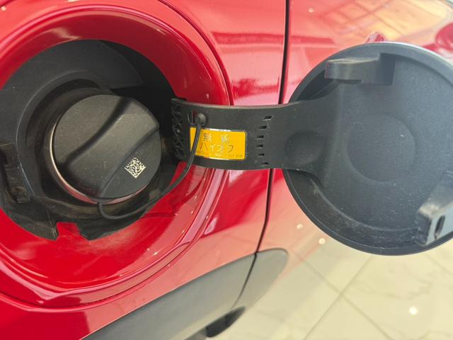 ＭＩＮＩ クーパーＳ　クラシック・トリム　禁煙車　ワンオーナー　レザーシートシートヒーター　１８インチＯＰアルミホイール　ヘッドアップディスプレイ　ワイヤレスチャージ　ＣａｒＰｌａｙ　ドライビングモード　クルコン　ＥＴＣ　ＢＣＳ認定整備保証付（33枚目）