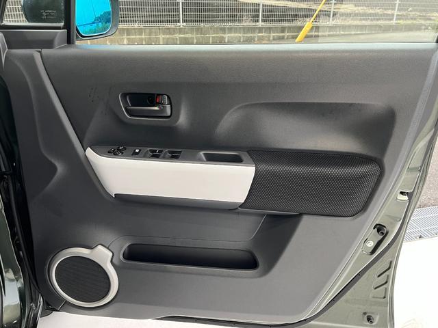 フロントドアトリム