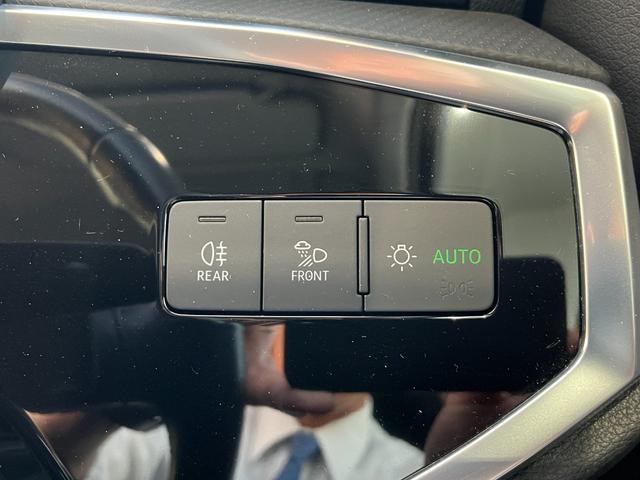 Ｑ３ ３５ＴＦＳＩアドバンスド　カープレイ　ＴＶ　Ｂｌｕｅｔｏｏｔｈ　コンビニエンス＆アシスタンスパッケージ　ＡＣＣアダプティブクルーズ　前席パワーシート＆シートヒーター　バーチャルコックピット　オートハイビーム　認定整備保証付き（30枚目）