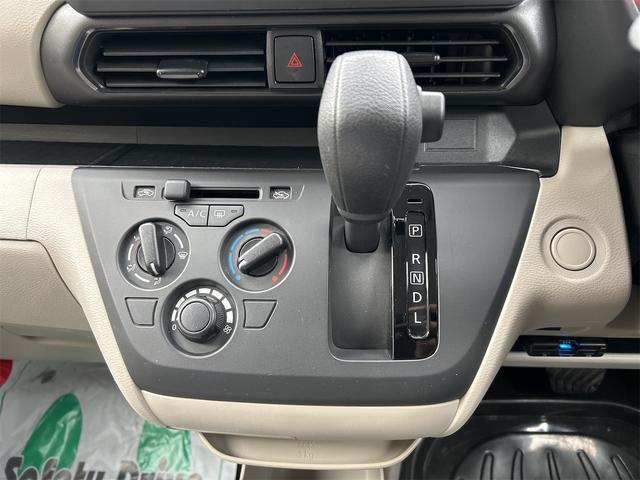 ルークス Ｓ　ＥＴＣ　バックカメラ　ナビ　クリアランスソナー　衝突被害軽減システム　オートライト　キーレスエントリー　アイドリングストップ　電動格納ミラー　ベンチシート　ＣＶＴ　盗難防止システム　ＡＢＳ　ＥＳＣ（7枚目）