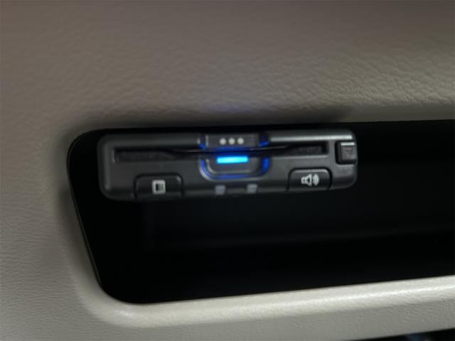 ルークス Ｓ　ＥＴＣ　バックカメラ　ナビ　クリアランスソナー　衝突被害軽減システム　オートライト　キーレスエントリー　アイドリングストップ　電動格納ミラー　ベンチシート　ＣＶＴ　盗難防止システム　ＡＢＳ　ＥＳＣ（9枚目）