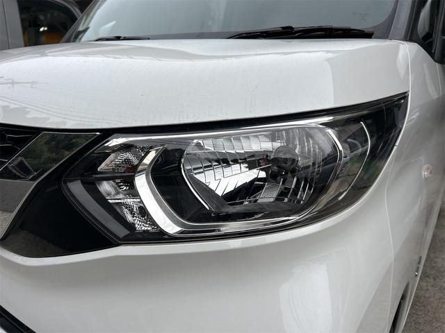 ルークス Ｓ　ＥＴＣ　バックカメラ　ナビ　クリアランスソナー　衝突被害軽減システム　オートライト　キーレスエントリー　アイドリングストップ　電動格納ミラー　ベンチシート　ＣＶＴ　盗難防止システム　ＡＢＳ　ＥＳＣ（19枚目）