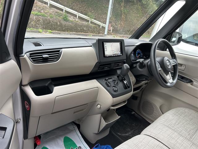 ルークス Ｓ　ＥＴＣ　バックカメラ　ナビ　クリアランスソナー　衝突被害軽減システム　オートライト　キーレスエントリー　アイドリングストップ　電動格納ミラー　ベンチシート　ＣＶＴ　盗難防止システム　ＡＢＳ　ＥＳＣ（31枚目）