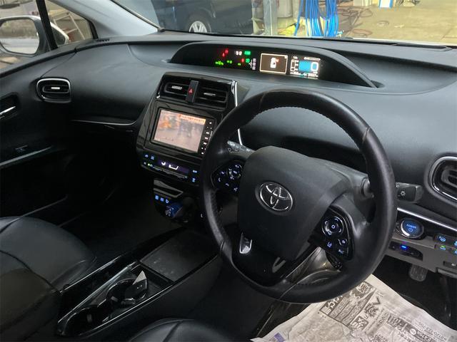 プリウス Ａ　ドライブレコーダー　ＥＴＣ　バックカメラ　ナビ　ＴＶ　クリアランスソナー　オートクルーズコントロール　レーンアシスト　パークアシスト　衝突被害軽減システム　アルミホイール　オートマチックハイビーム（40枚目）