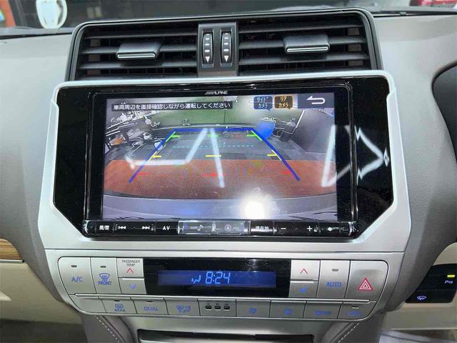 ランドクルーザープラド ＴＸ　Ｌパッケージ　４ＷＤ　ＥＴＣ　バックカメラ　クリアランスソナー　オートクルーズコントロール　レーンアシスト　パワーシート　衝突被害軽減システム　サンルーフ　ナビ　ＴＶ　オートマチックハイビーム　オートライト（4枚目）