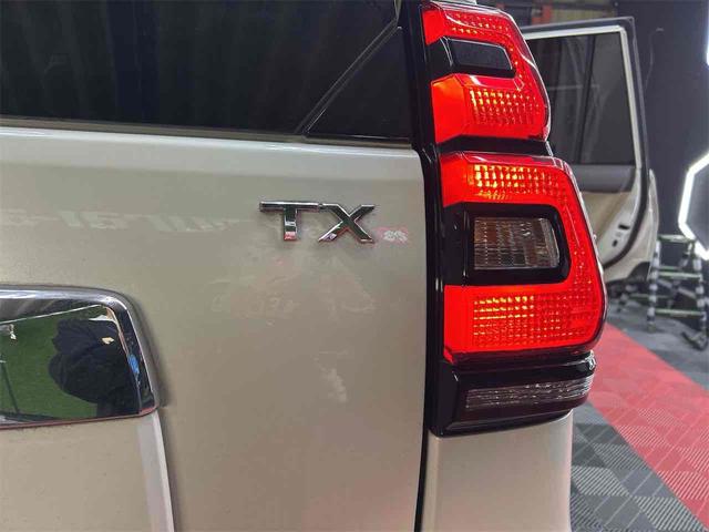 ランドクルーザープラド ＴＸ　Ｌパッケージ　４ＷＤ　ＥＴＣ　バックカメラ　クリアランスソナー　オートクルーズコントロール　レーンアシスト　パワーシート　衝突被害軽減システム　サンルーフ　ナビ　ＴＶ　オートマチックハイビーム　オートライト（26枚目）