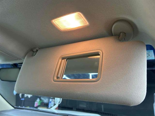 ランドクルーザープラド ＴＸ　Ｌパッケージ　４ＷＤ　ＥＴＣ　バックカメラ　クリアランスソナー　オートクルーズコントロール　レーンアシスト　パワーシート　衝突被害軽減システム　サンルーフ　ナビ　ＴＶ　オートマチックハイビーム　オートライト（52枚目）