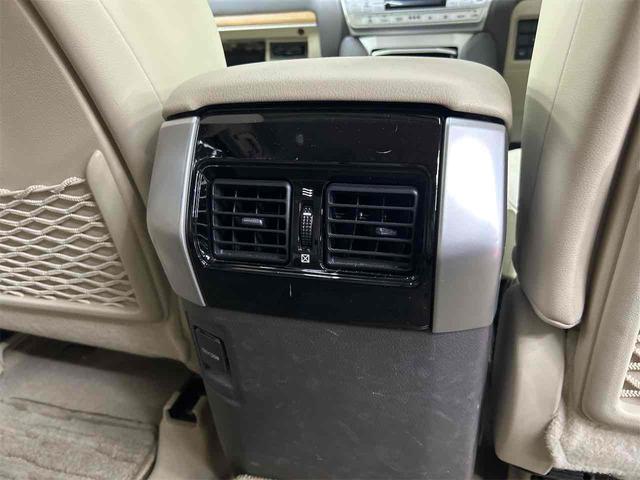 ランドクルーザープラド ＴＸ　Ｌパッケージ　４ＷＤ　ＥＴＣ　バックカメラ　クリアランスソナー　オートクルーズコントロール　レーンアシスト　パワーシート　衝突被害軽減システム　サンルーフ　ナビ　ＴＶ　オートマチックハイビーム　オートライト（53枚目）