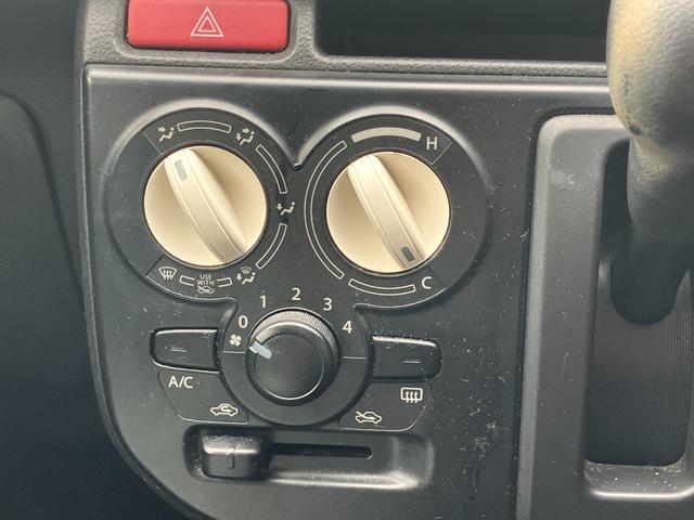 アルト S キーレスエントリー アイドリングストップ 電動格納ミラー シートヒーター CVT 盗難防止システム ABS ESC CD ミュージックプレイヤー接続可 衝突安全ボディ エアコン パワーステアリング(9枚目)