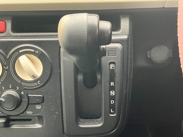 アルト S キーレスエントリー アイドリングストップ 電動格納ミラー シートヒーター CVT 盗難防止システム ABS ESC CD ミュージックプレイヤー接続可 衝突安全ボディ エアコン パワーステアリング(10枚目)