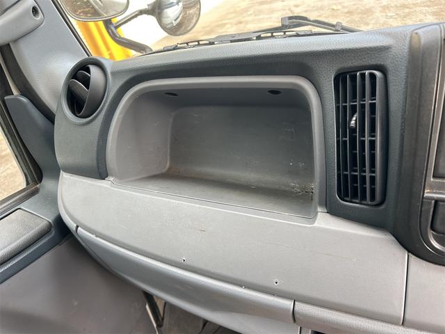 キャンター 　ＣＶＴ　後輪ダブル　ＥＴＣ　エアコン　パワーウィンドウ　運転席エアバッグ（22枚目）