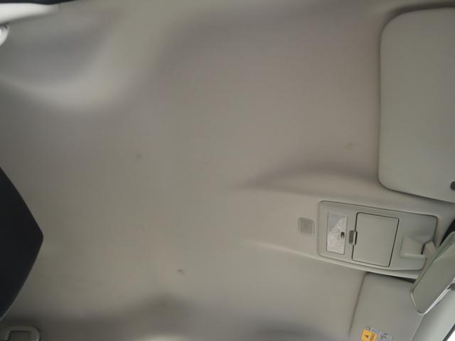 デリカＤ：２ ハイブリッドＭＺ　ＥＴＣ　全周囲カメラ　ナビ　両側電動スライドドア　オートクルーズコントロール　レーンアシスト　衝突被害軽減システム　アルミホイール　オートライト　ＨＩＤ　スマートキー　アイドリングストップ（52枚目）