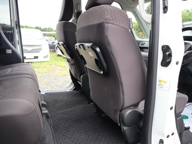 デリカＤ：２ ハイブリッドＭＺ　ＥＴＣ　全周囲カメラ　ナビ　両側電動スライドドア　オートクルーズコントロール　レーンアシスト　衝突被害軽減システム　アルミホイール　オートライト　ＨＩＤ　スマートキー　アイドリングストップ（54枚目）