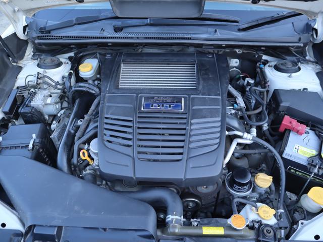 レヴォーグ １．６ＧＴ－Ｓアイサイト　２年保証付　レザーシート　４ＷＤ　ＥＴＣ　ナビ　オートクルーズコントロール　レーンアシスト　衝突被害軽減システム　オートライト　ＬＥＤヘッドランプ　パワーシート　スマートキー　シートヒーター（13枚目）