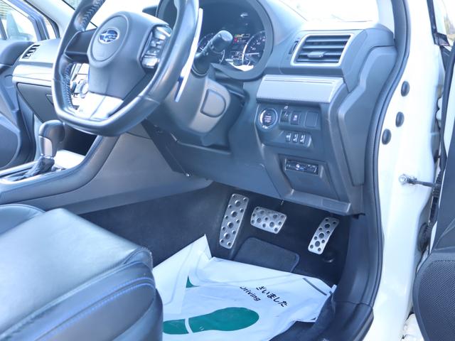 レヴォーグ １．６ＧＴ－Ｓアイサイト　２年保証付　レザーシート　４ＷＤ　ＥＴＣ　ナビ　オートクルーズコントロール　レーンアシスト　衝突被害軽減システム　オートライト　ＬＥＤヘッドランプ　パワーシート　スマートキー　シートヒーター（18枚目）