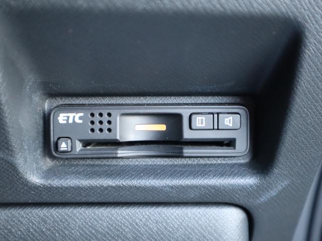 ステップワゴンスパーダ Z クールスピリット 2年保証付 ETC バックカメラ ナビ TV オートクルーズコントロール 両側電動スライドドア オートライト HID スマートキー アイドリングストップ 電動格納ミラー 後席モニター 3列シート(13枚目)