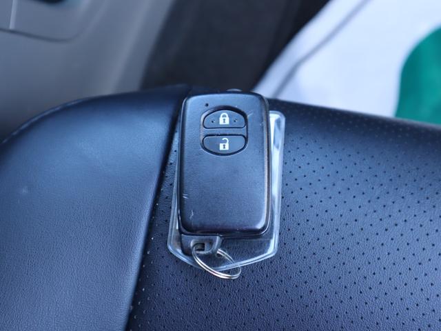 ご覧頂きまして誠に有難うございます！！是非ご来店して頂き、実際にご覧になって頂ければと思います。お客様からのご連絡をスタッフ一同、心よりお待ちしております