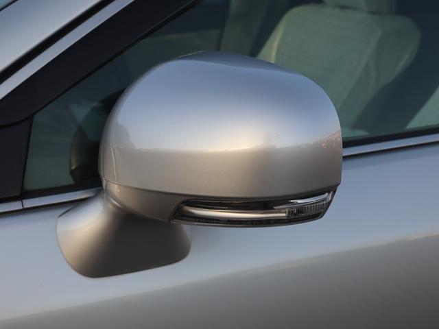 クラウン ロイヤルサルーン スペシャルナビパッケージ ETC オートクルーズコントロール バックカメラ ナビ アルミホイール オートライト HID AT スマートキー 電動格納ミラー 盗難防止システム CD ミュージックプレイヤー接続可 衝突安全ボディ(28枚目)