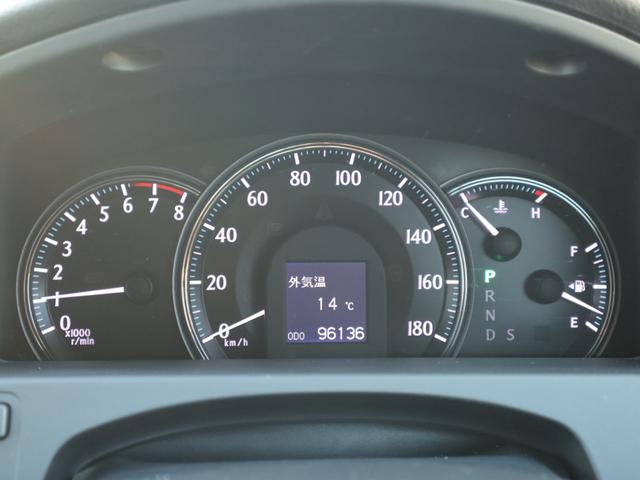 クラウン ロイヤルサルーン スペシャルナビパッケージ ETC オートクルーズコントロール バックカメラ ナビ アルミホイール オートライト HID AT スマートキー 電動格納ミラー 盗難防止システム CD ミュージックプレイヤー接続可 衝突安全ボディ(39枚目)