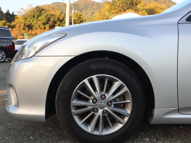 クラウン ロイヤルサルーン スペシャルナビパッケージ ETC オートクルーズコントロール バックカメラ ナビ アルミホイール オートライト HID AT スマートキー 電動格納ミラー 盗難防止システム CD ミュージックプレイヤー接続可 衝突安全ボディ(44枚目)