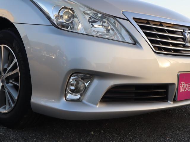 クラウン ロイヤルサルーン スペシャルナビパッケージ ETC オートクルーズコントロール バックカメラ ナビ アルミホイール オートライト HID AT スマートキー 電動格納ミラー 盗難防止システム CD ミュージックプレイヤー接続可 衝突安全ボディ(54枚目)