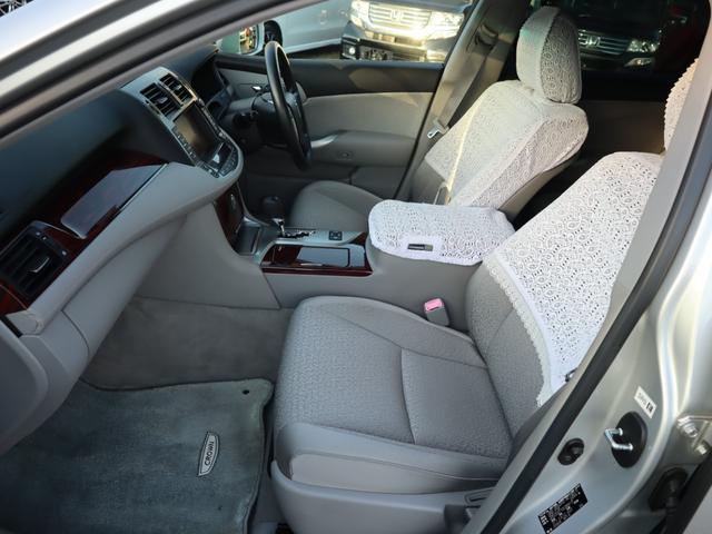 クラウン ロイヤルサルーン スペシャルナビパッケージ ETC オートクルーズコントロール バックカメラ ナビ アルミホイール オートライト HID AT スマートキー 電動格納ミラー 盗難防止システム CD ミュージックプレイヤー接続可 衝突安全ボディ(62枚目)