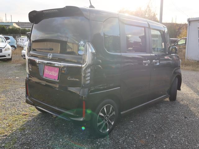 Ｎ－ＢＯＸカスタム Ｇ・Ｌホンダセンシング　２年保証付　ＥＴＣ　両側スライド・片側電動　クリアランスソナー　オートクルーズコントロール　レーンアシスト　衝突被害軽減システム　オートライト　ＬＥＤヘッドランプ　スマートキー　電動格納ミラー（5枚目）