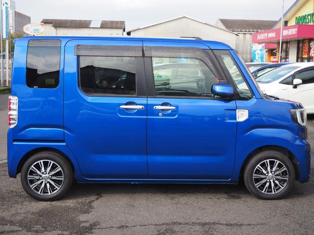 GターボSAII 禁煙車 メモリーナビTV バックカメラ オートライト LEDライト 両側電動スライドドア ドライブレコーダー 本革巻ステアリング プッシュスターター キーフリー バニティミラー アームレスト(6枚目)