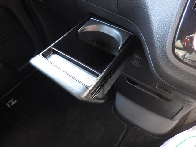 Ｎ－ＢＯＸカスタム Ｌターボ　衝突被害軽減ブレーキ　ＢｌｕｅｔｏｏｔｈナビＴＶ　バックカメラ　障害物センサー　オートマチックハイビーム　アクセル踏み間違い防止装置　レーンキープアシスト　横滑り防止装置　ドライブレコーダー（67枚目）