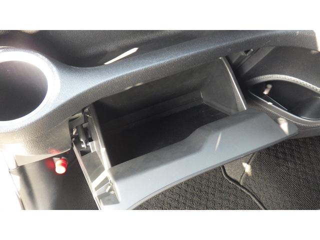 シエンタ G ナビTV バックカメラ ドライブレコーダー クリアランスソナー 衝突被害軽減システム 両側電動スライドドア LEDヘッドランプ スマートキー CVT 盗難防止システム 衝突安全ボディ ABS ESC(51枚目)