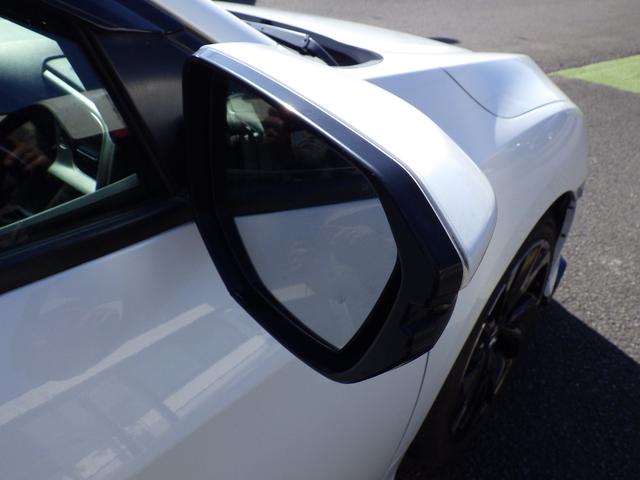 シビック ハッチバック 衝突被害軽減ブレーキ Bluetoothナビ バックカメラ アイドリングストップ オートマチックハイビーム レーンキープアシスト 横滑り防止装置 ドライブレコーダー カーテンエアバッグ(26枚目)