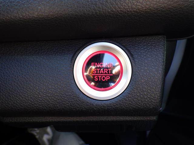 シビック ハッチバック 衝突被害軽減ブレーキ Bluetoothナビ バックカメラ アイドリングストップ オートマチックハイビーム レーンキープアシスト 横滑り防止装置 ドライブレコーダー カーテンエアバッグ(41枚目)