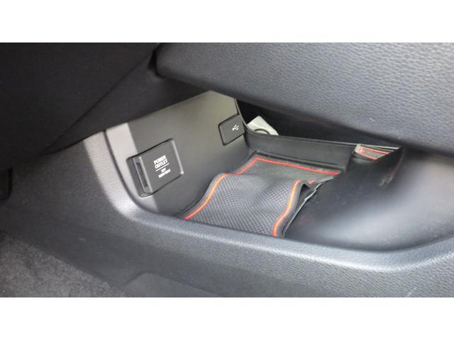 シビック ハッチバック 衝突被害軽減ブレーキ Bluetoothナビ バックカメラ アイドリングストップ オートマチックハイビーム レーンキープアシスト 横滑り防止装置 ドライブレコーダー カーテンエアバッグ(43枚目)