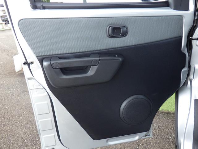 タウンエースバン  ETC バックカメラ ナビ 両側スライドドア キーレスエントリー 電動格納ミラー チップアップシート AT エアコン パワーウィンドウ(44枚目)