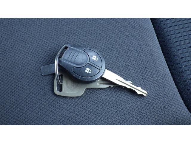 「お客様が自由にお気軽に展示車をご覧頂けるように」が当店の想いです。ご質問等ございましたら、お気軽にスタッフへ一言お掛けくださいませ！