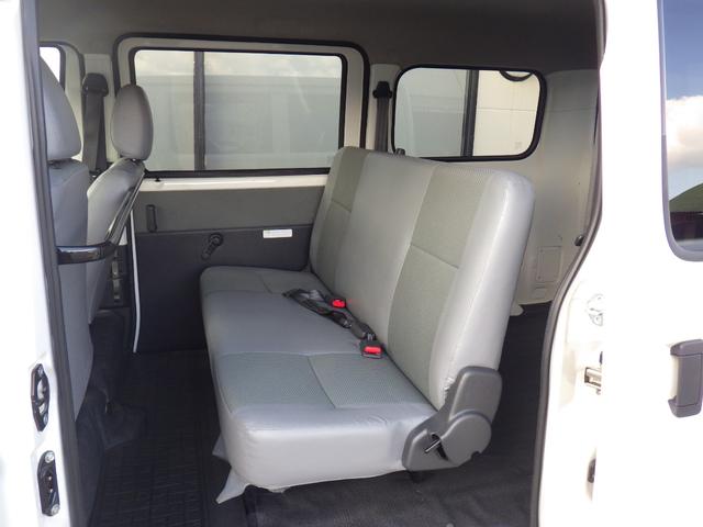 タウンエースバン GL 衝突被害軽減ブレーキ BluetoothナビTV アイドリングストップ 障害物センサー オートマチックハイビーム アクセル踏み間違い防止装置 レーンキープアシスト 横滑り防止装置 ETC(30枚目)