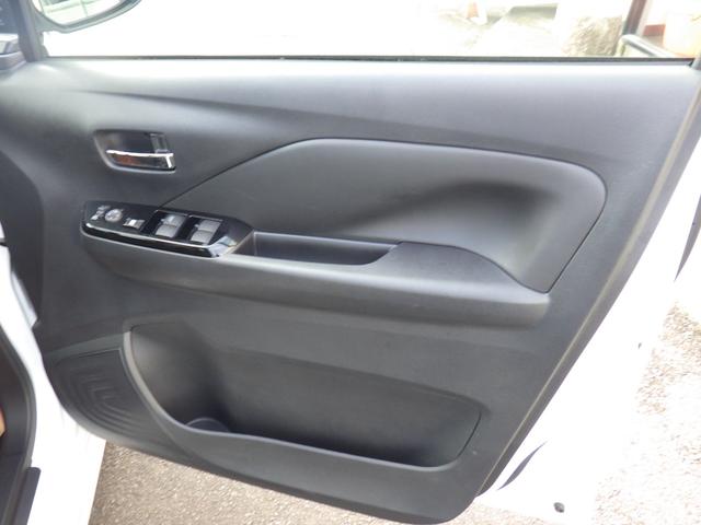 この度は当店のお車をご覧になっていただき、誠にありがとうございます。じっくり現車確認して頂けるよう、ご準備を致します！