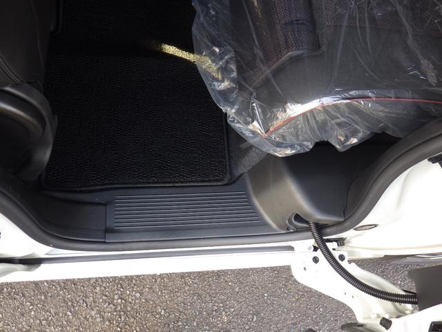 スペーシアカスタム 　全周囲カメラ　両側電動スライドドア　ナビ　ＴＶ　クリアランスソナー　オートクルーズコントロール　オートライト　スマートキー　電動格納ミラー　シートヒーター　ＣＶＴ　ＵＳＢ　Ｂｌｕｅｔｏｏｔｈ（63枚目）