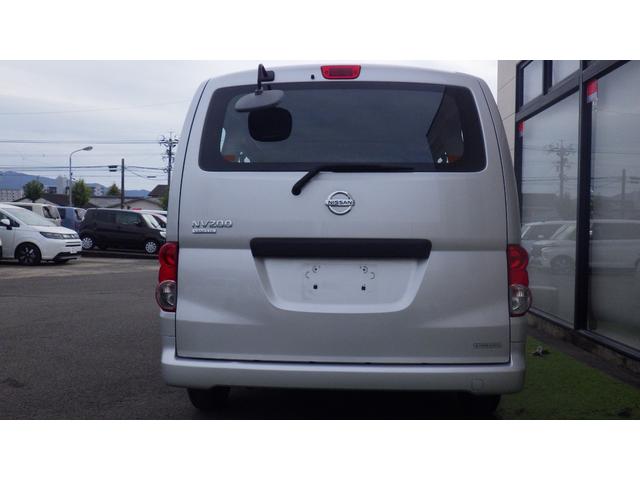 NV200バネットバン Bluetoothナビ 運転席エアバッグ 助手席エアバッグ ABS エアコン パワステ パワーウインド キーレス ETC 両側スライドドア 働くハコバン(19枚目)