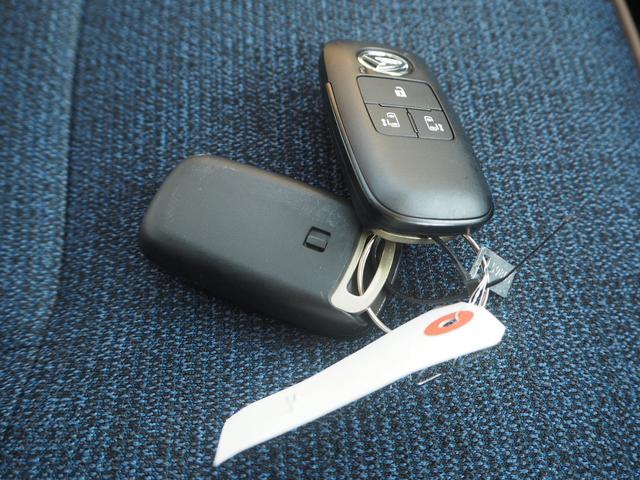 ムーヴキャンバス セオリーＧ　ＥＴＣ　両側電動スライドドア　クリアランスソナー　衝突被害軽減システム　オートライト　スマートキー　アイドリングストップ　電動格納ミラー　シートヒーター　ベンチシート　ＣＶＴ　ＥＳＣ　エアコン（10枚目）