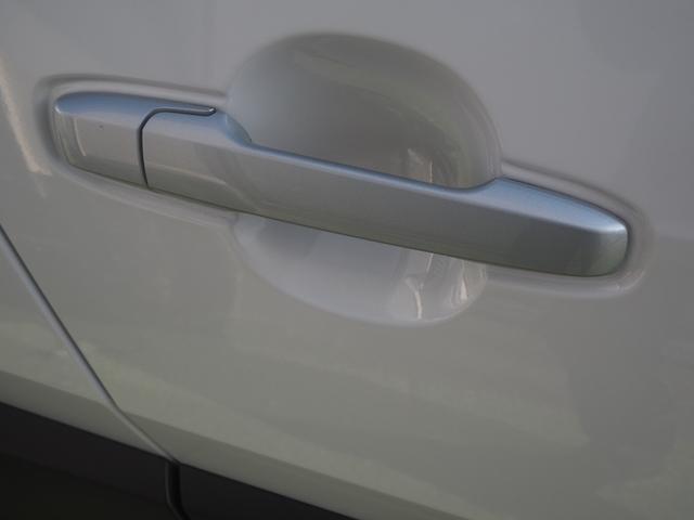 タフト Ｘ　クリアランスソナー　衝突被害軽減システム　オートライト　スマートキー　アイドリングストップ　電動格納ミラー　サンルーフ　ＣＶＴ　ＥＳＣ　エアコン　パワーステアリング　パワーウィンドウ（33枚目）