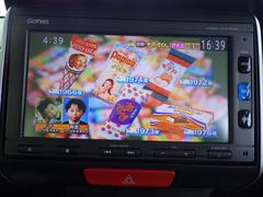 ＴＶつきのお車となっており、楽しいドライブを行うことができます。 4