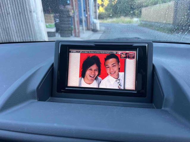 ＴＶ付きの車となっております。送迎時の待ち時間などとてもお役に立ちます。