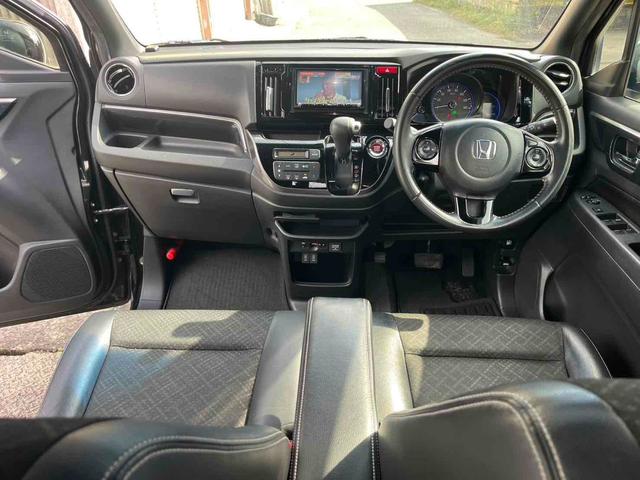 Ｎ－ＷＧＮカスタム Ｇ・Ｌパッケージ　ＥＴＣ　バックカメラ　ナビ　ＴＶ　オートクルーズコントロール　衝突被害軽減システム　オートライト　ＨＩＤ　スマートキー　アイドリングストップ　電動格納ミラー　ベンチシート　ＣＶＴ　盗難防止システム（2枚目）