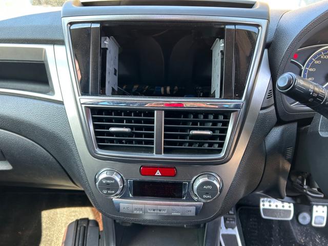 エクシーガ ２．０ＧＴ　ターボ・ガラスルーフ・社外アルミ・ＨＩＤ・フォグ・ハーフレザーシート・パワーシート・プッシュスタート・スマートキー・レーダー（13枚目）