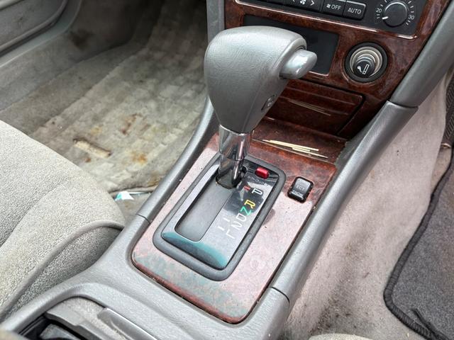 TOYOTA MARK II GRANDE