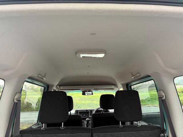 ハイゼットカーゴ クルーズターボＳＡＩＩＩ　車検８年９月・スマートアシスト・レーンサポート・オートマ・キーレス・リアソナー・アイドリングストップ（13枚目）