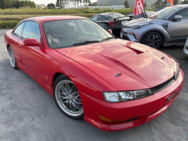 シルビア Ｋ’ｓ　エアロＳＥ　ターボ・５ＭＴ・後期型・ローダウン・１８インチアルミ・社外マフラー・ブローオフ・エアクリ・ハンドル・エアロボンネット・ブースト計（12枚目）