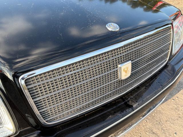 センチュリー 標準仕様車　デュアルＥＭＶパッケージ　Ｖ１２エンジン・純正アルミ・フェンダーミラー・シートヒーター・レザーシート・ナビ・キーレス・エアサスコントローラー・電動リアカーテン・パワーシート（30枚目）