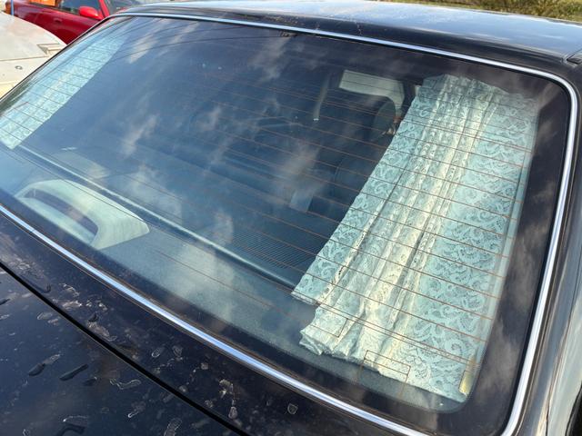 センチュリー 標準仕様車　デュアルＥＭＶパッケージ　Ｖ１２エンジン・純正アルミ・フェンダーミラー・シートヒーター・レザーシート・ナビ・キーレス・エアサスコントローラー・電動リアカーテン・パワーシート（35枚目）